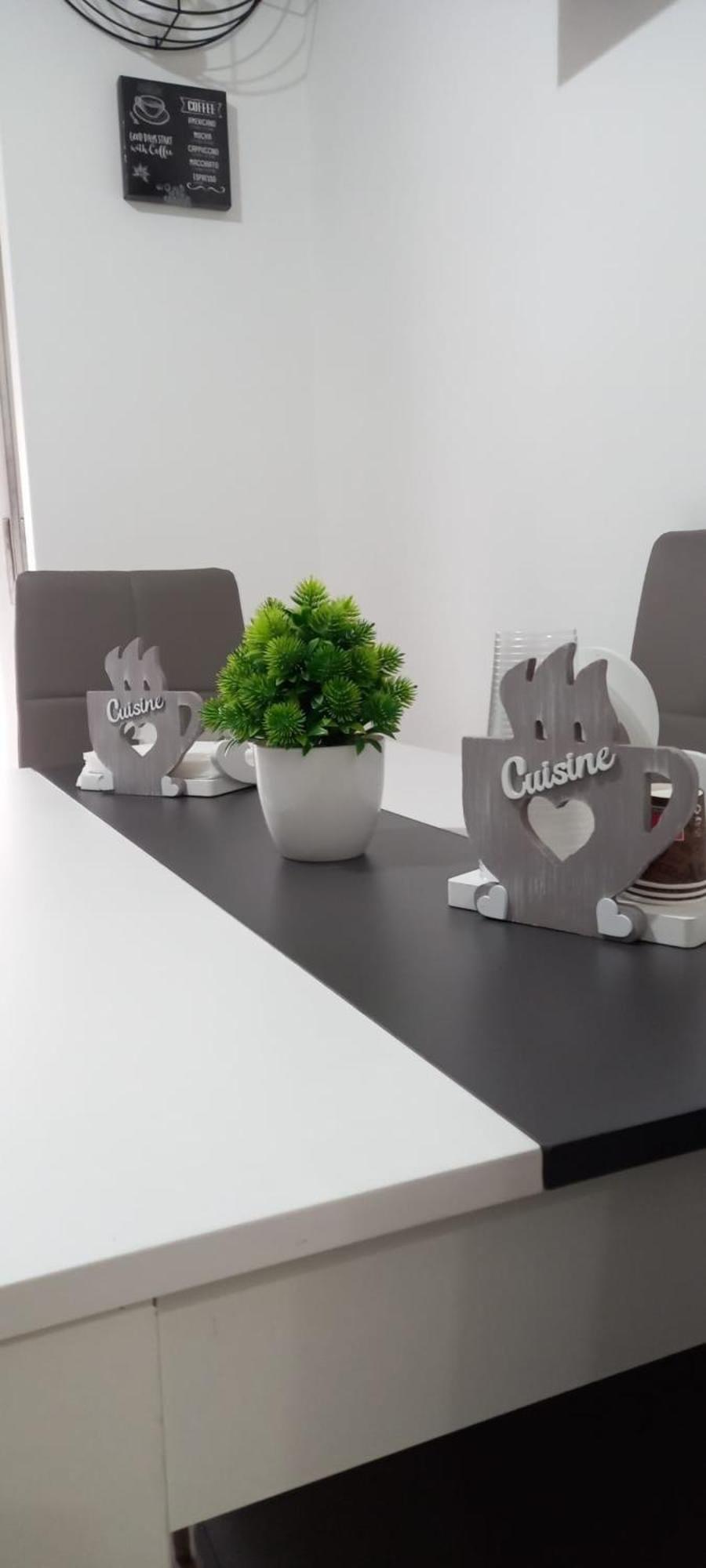 My Family Intero Appartamento Con Parcheggio Privato ポテンツァ エクステリア 写真